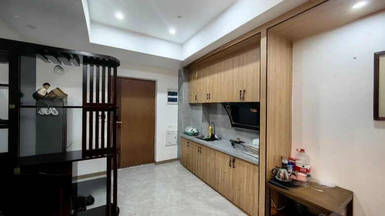 Bailu Li Apartments - View 3