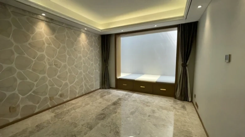 Fu Ying Tian Lu Lake - View 2