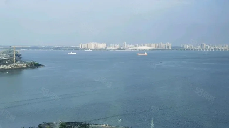 Omnipresent Gold Sand Bay Plaza - View 2