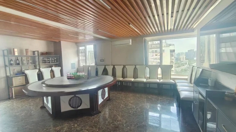 De Ying Huafu碧桂花园 would translate to碧桂 Garden of Green Treasures - View 6