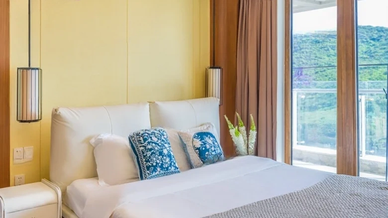 Half Mountain Peninsula - View 5