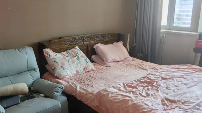 Mamba Tower Office Building - View 2