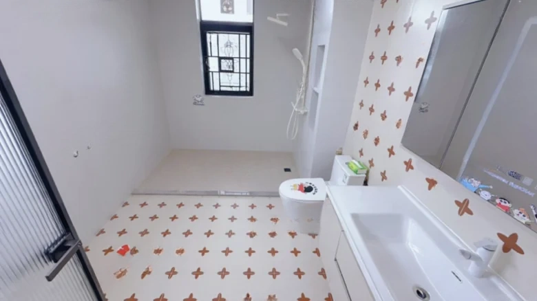 Royal View Mansion - View 11