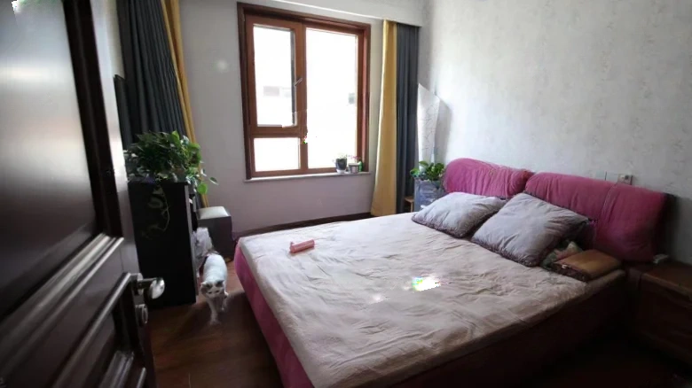 Ascendant Hill Cloud Rests Path - View 7