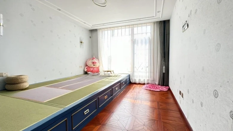 Lavender Garden - View 11