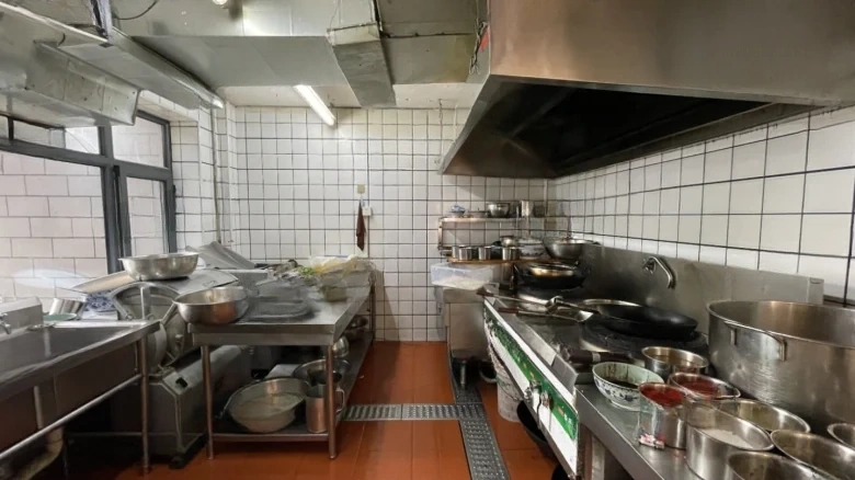 Construction Bank Staff Quarters Huating Street - View 8