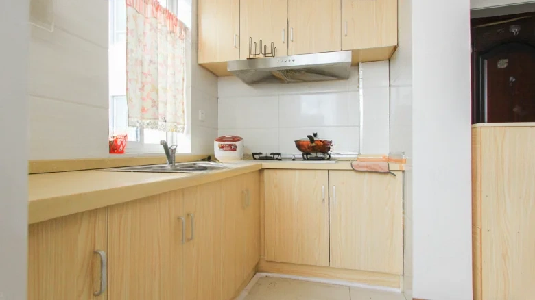 Linyi Tower - View 6