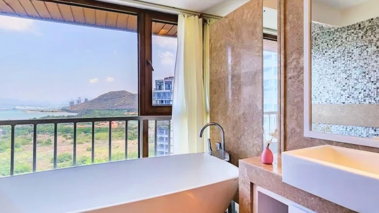 Halfhill Peninsula Central Seaview Avenue - View 18