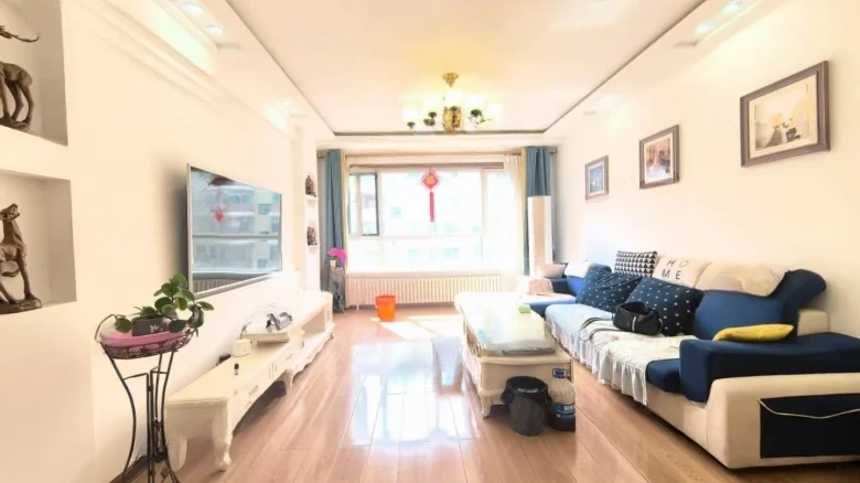 Gaoxin Yizhong Mingcheng - View 1