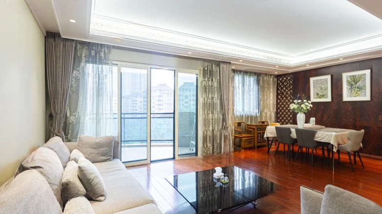 Renesha Binjiang Garden - View 1