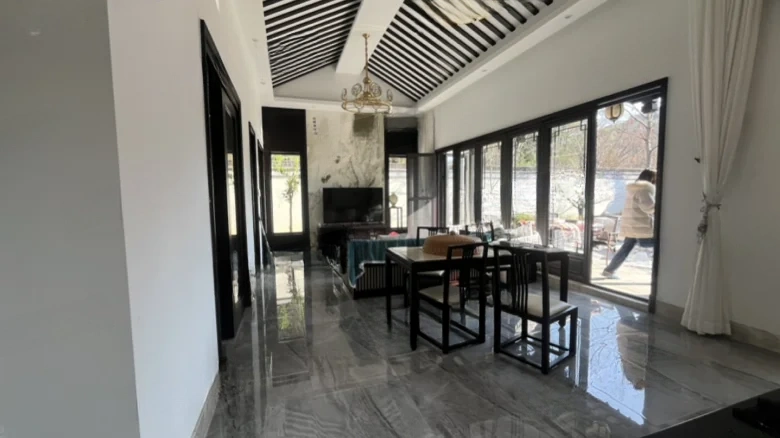 Green City Peach Blossom Spring - View 1