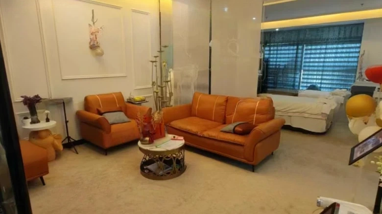 New World Famous Confluence - View 1