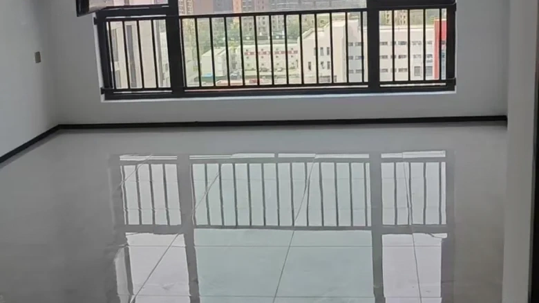 Poly Pearl Riverside - View 1