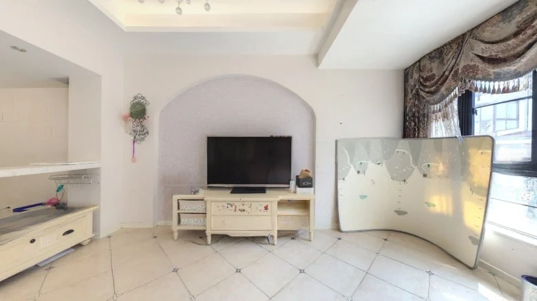 Lord's Land County - View 1