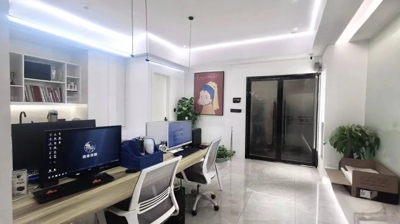 Bailu Li Apartments - View 2