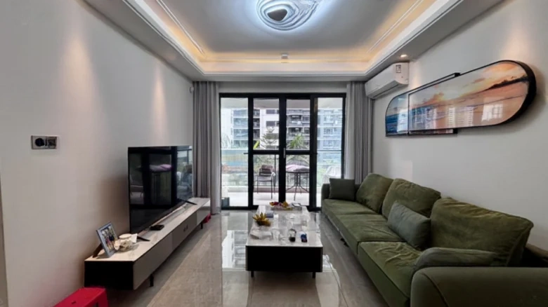 Sanya Yishan Lake - View 3