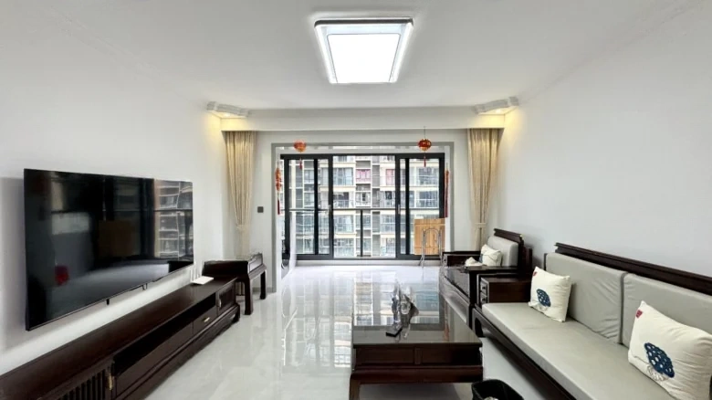 Mountain Forest Noble Joy - View 1