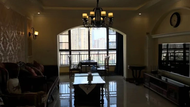 Red Star Purple Courtyard - View 1