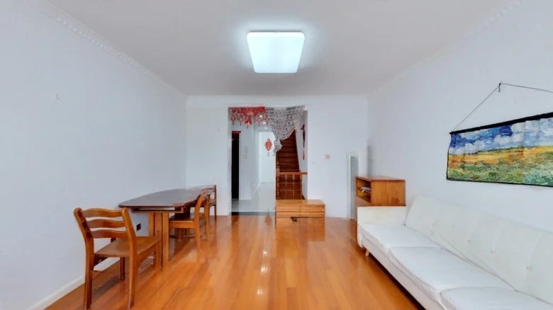 Lion Garden Pavilion - View 1