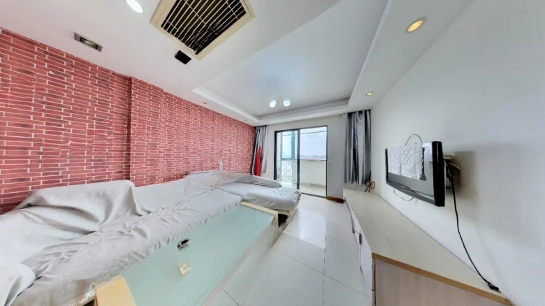 Platinum Apartment - View 1