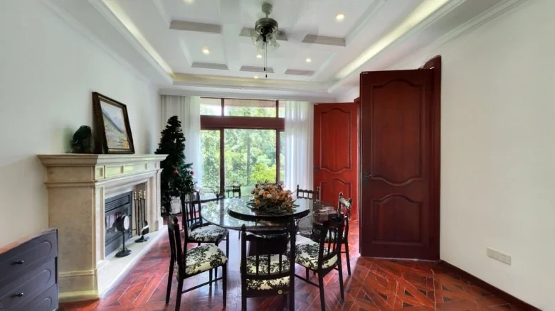 Silver Wave Golf Villa - View 12