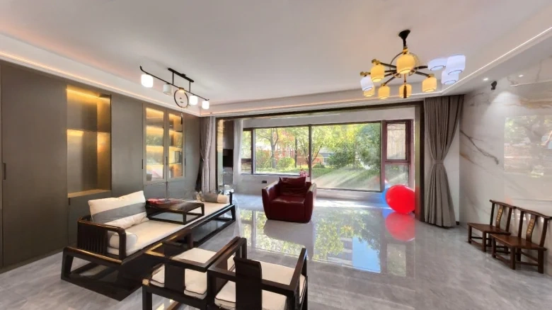 Shunshan Mansion - View 1