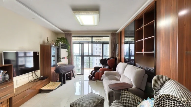 Linglong Bay Garden Phase II - View 1