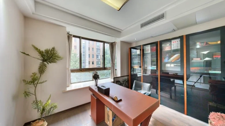 Rulin Elegance Residence - View 1