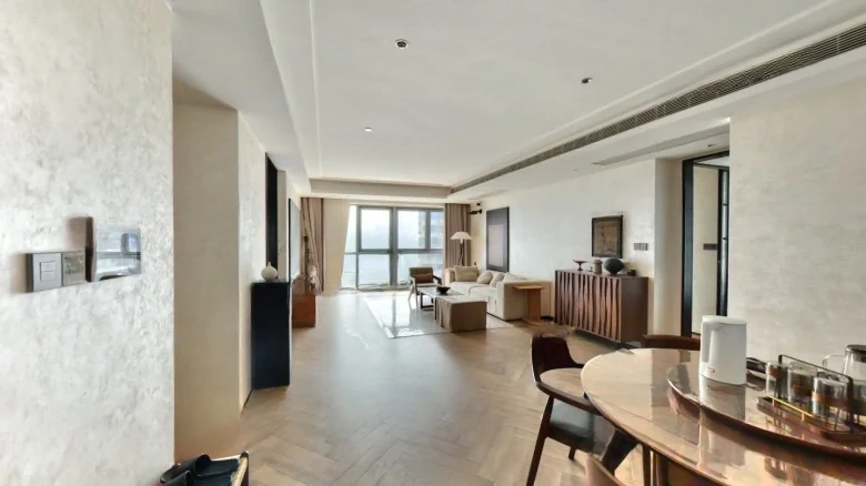 Guo Hao 18th Tower - View 1