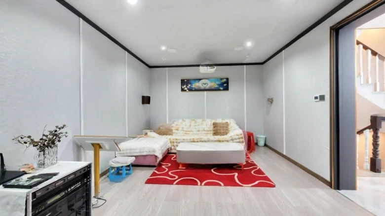 Chuangjia Banshan Yufu - View 3