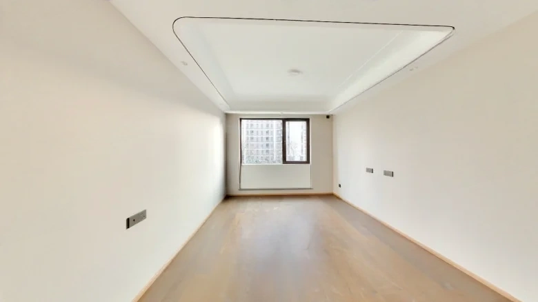 Poly Longyu - View 2