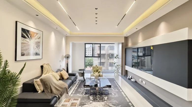 Jade Lake Premier - View 8