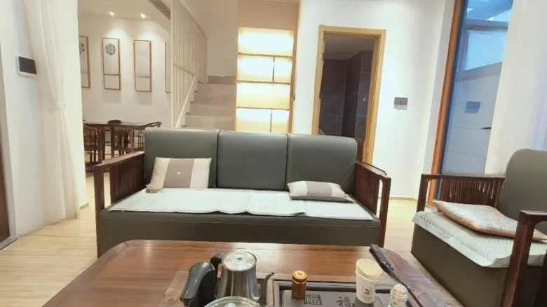 Vanke Lakeview Resort Park Phase II - View 1