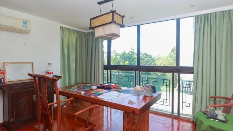 Hua Cui Courtyard - View 1