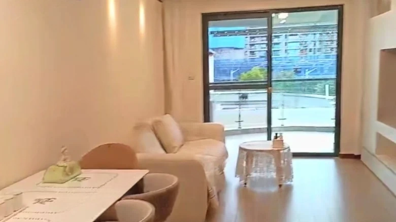 Sanya Yishan Lake - View 1