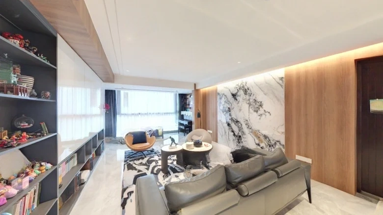 Yuhu One Peak Essence - View 1