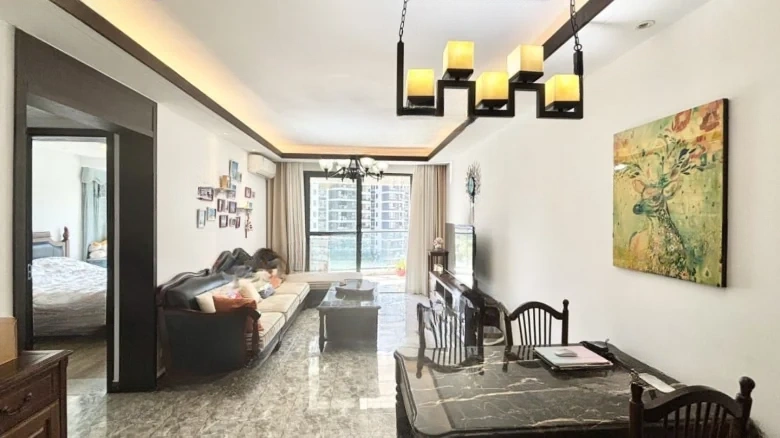 Sanya Yishan Lake - View 1