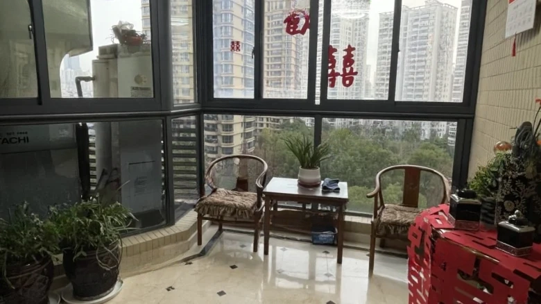 Golden Premium - View 10