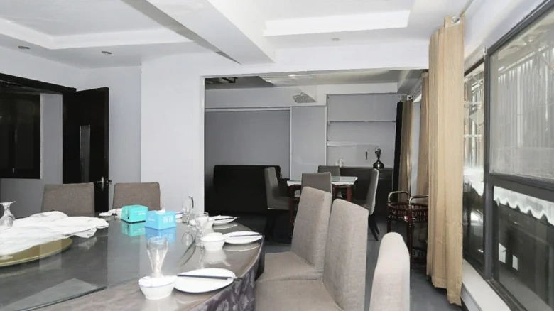 Wealth Mall - View 8