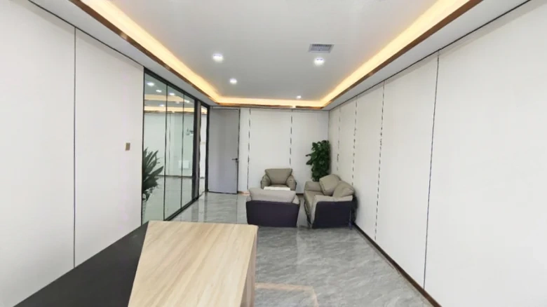 Blue Light Kunlun Center - View 1