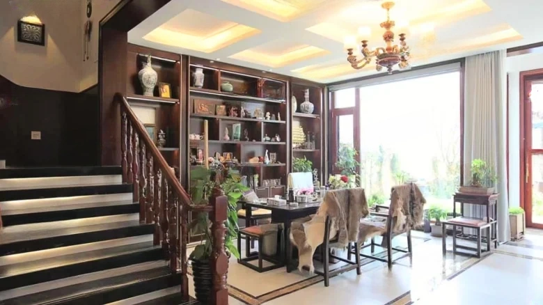 Ascendant Hill Cloud Rests Path - View 10