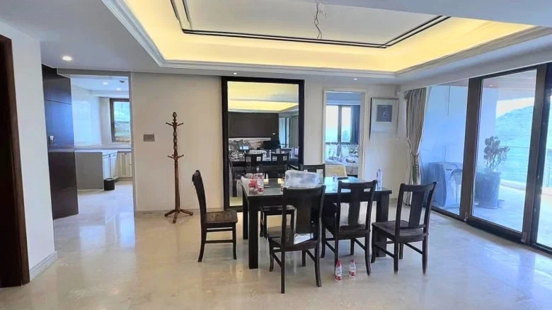 Halfway Mountain Peninsula Central Sea View Boulevard - View 1