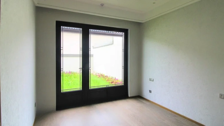 Wangzhu Mountain - View 1