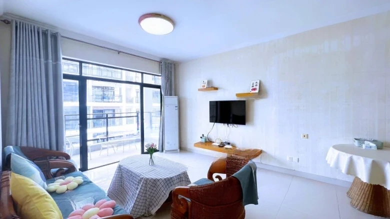 Sanya Golden Phoenix Sea View Apartment - View 6