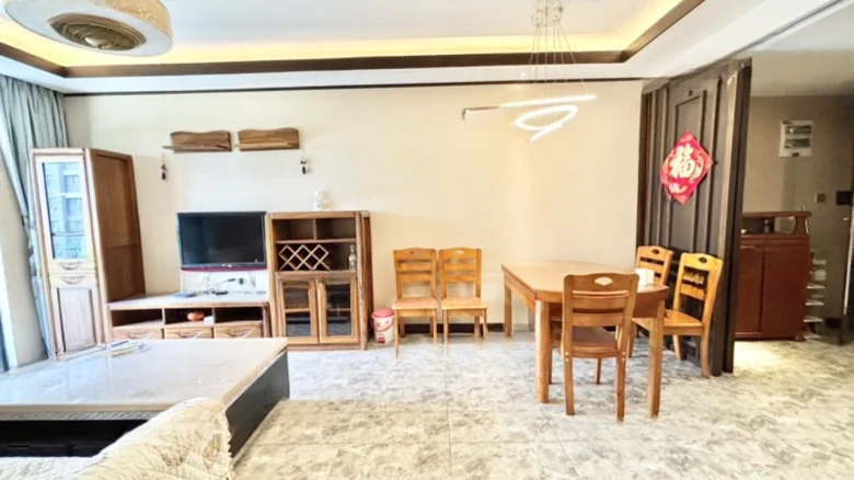 Sanya Yishan Lake - View 1