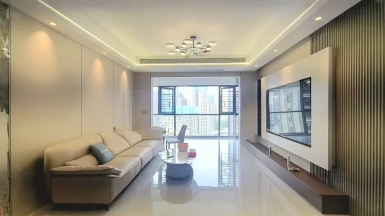 Royal View Court - View 1