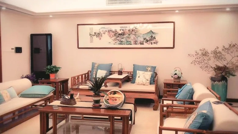 Lordly Presence New City - View 1