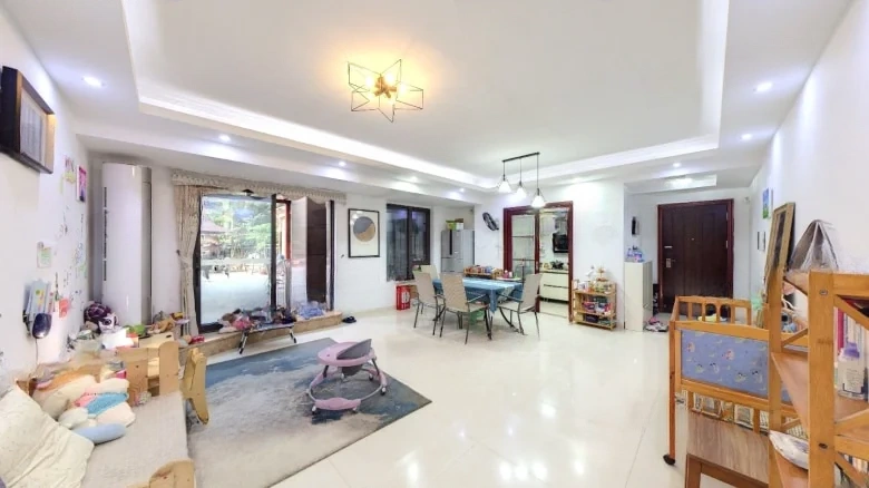 Central Beauty Land - View 1