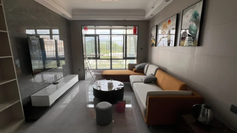 Yuechuan Apartment - View 1