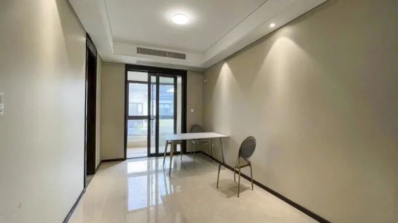 High Tech Purple Micro Hall - View 10